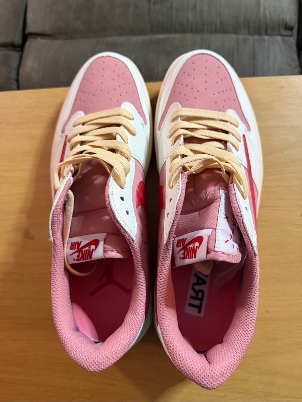 Jordan Travis Scott - Picture 4 of 4